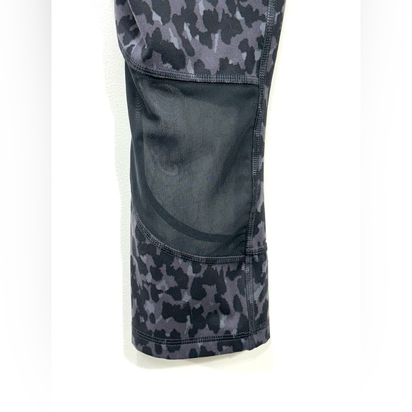 All in Motion Jaguar Black & Gray Print Cropped Legging Mesh Back. - Picture 7 of 9